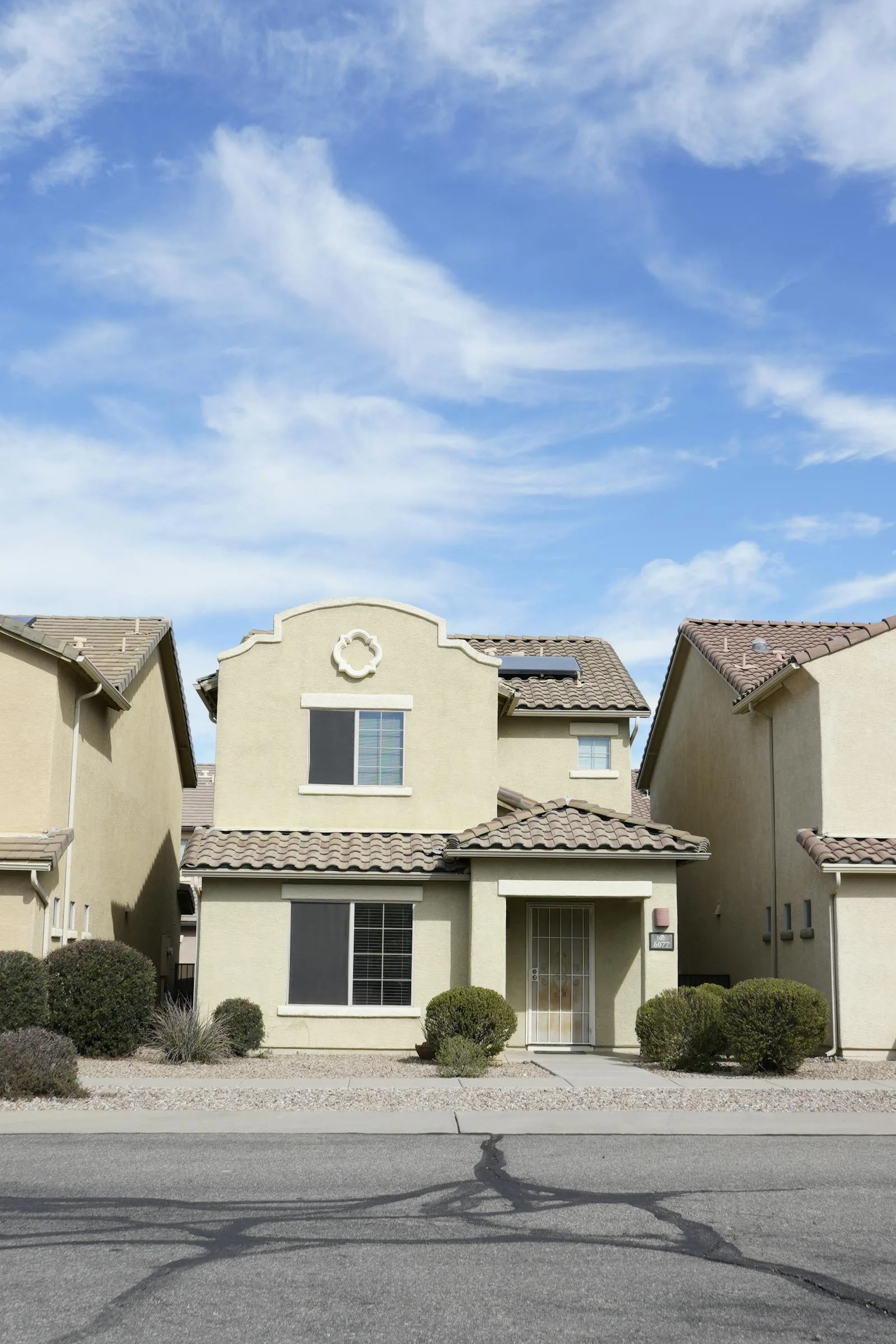 Residential Mesa, AZ neighborhood — weekly and bi-weekly dog poop cleanup service